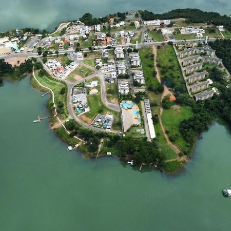 קאלדס נובאס Enseada Nautico Apart Flat I Vista Para O Lago Corumba מראה חיצוני תמונה