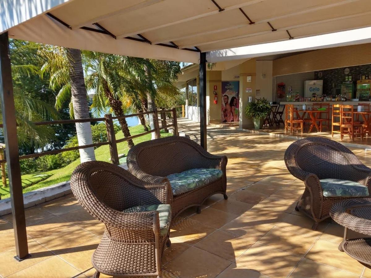 קאלדס נובאס Enseada Nautico Apart Flat I Vista Para O Lago Corumba מראה חיצוני תמונה